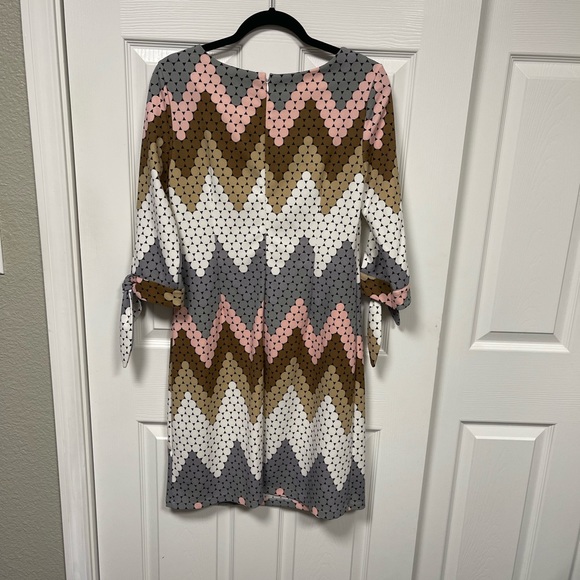 🌼Dress - Picture 2 of 5